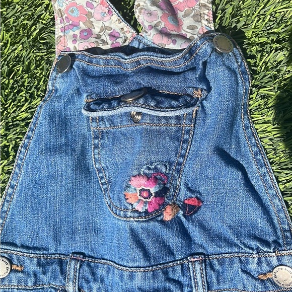 OshKosh B'gosh Bottoms Oshkosh Size 4t Overalls Poshmark